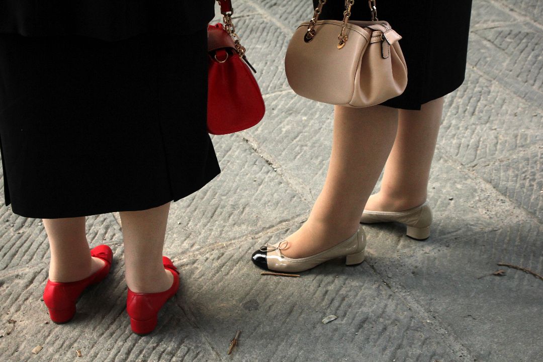 close up of business women shoes.jpg