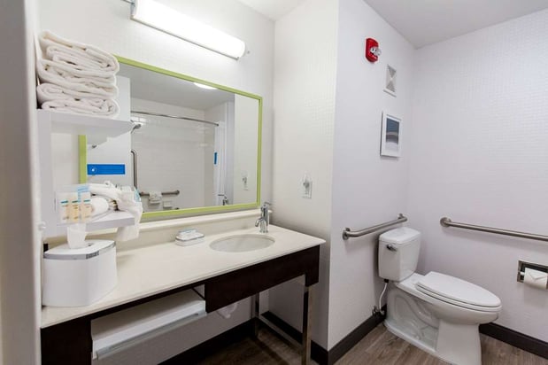 Images Hampton Inn Bismarck North