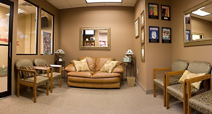 Images The Eye Center at Jackson