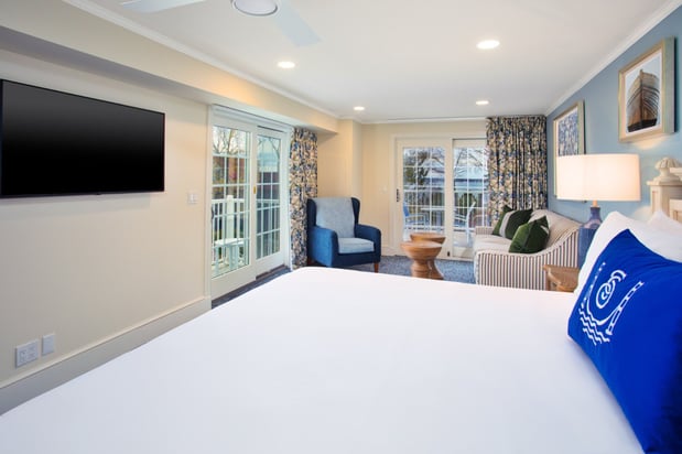 Images The Inn at Stonecliffe