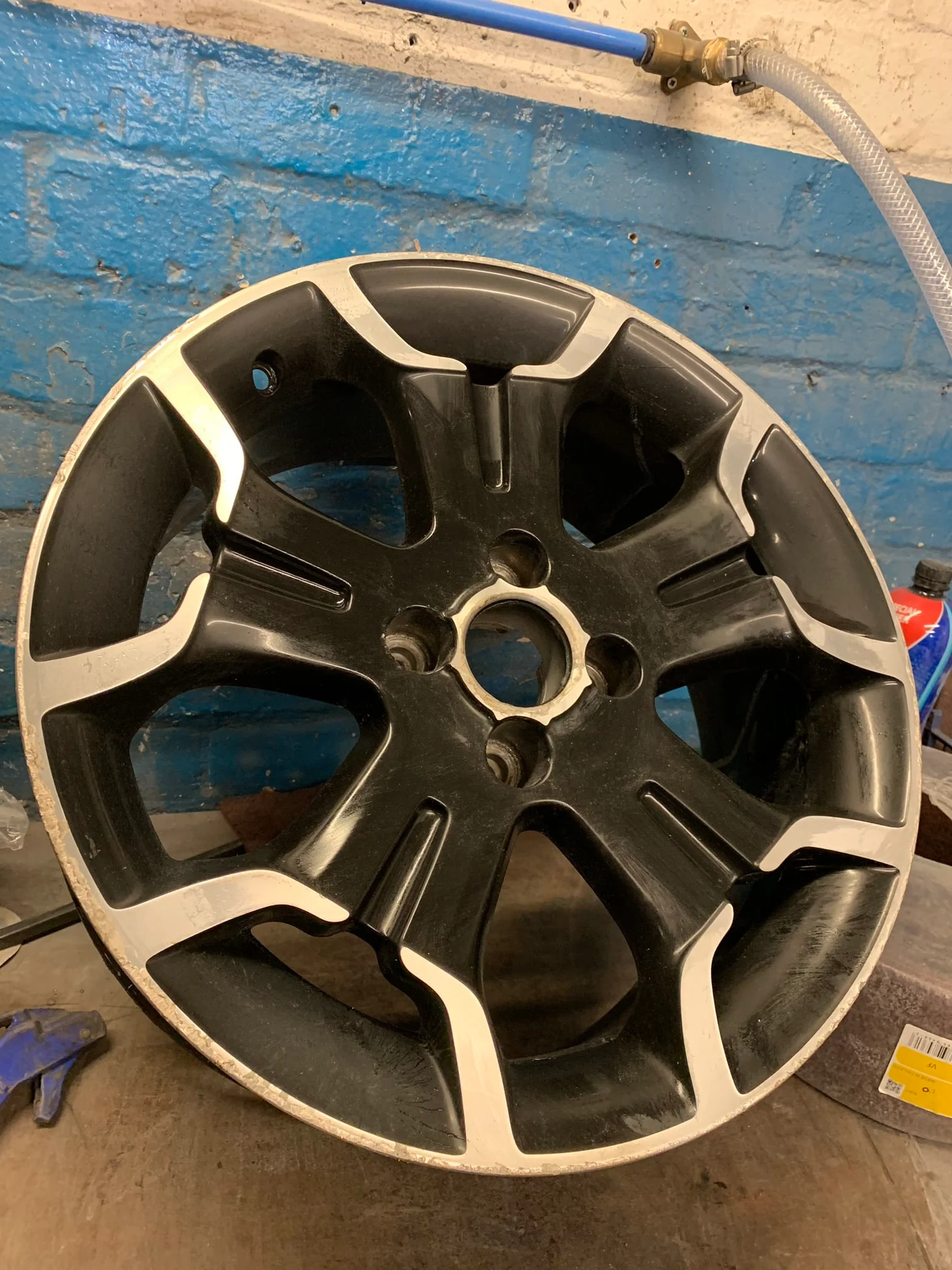 Images Treadmark Wheels & Tyres