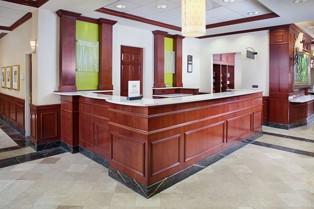 Images Hilton Garden Inn Virginia Beach Town Center