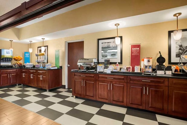 Images Hampton Inn Forrest City