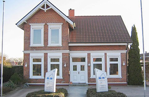 B & B Immobilien Harry Bartsch e.K., Bahnhofstr. 6 in Bönningstedt