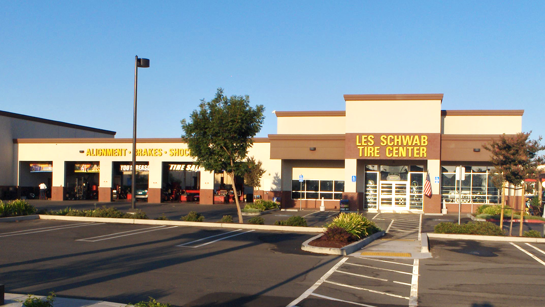 Les Schwab Tire Center