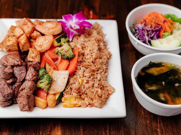 Images Wakatobi Japanese Grill Hibachi and Sushi