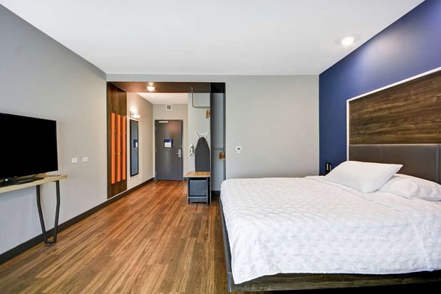 Images Tru by Hilton Sumter