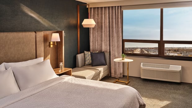 Images Holiday Inn Chicago – Midway Airport S by IHG