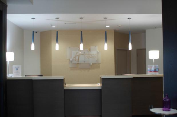 Images Holiday Inn Express Hickory-Hickory Mart by IHG