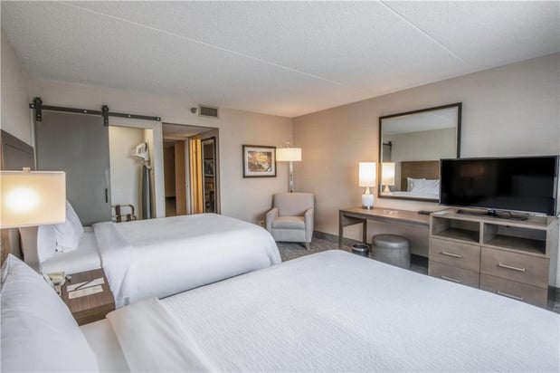 Images Embassy Suites by Hilton Chicago Schaumburg Woodfield