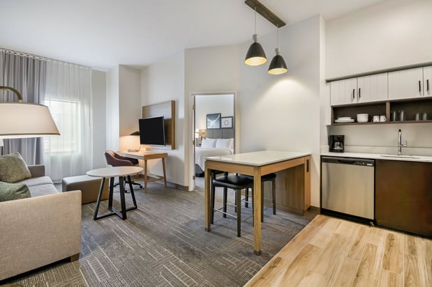 Images Staybridge Suites Toledo - Maumee by IHG