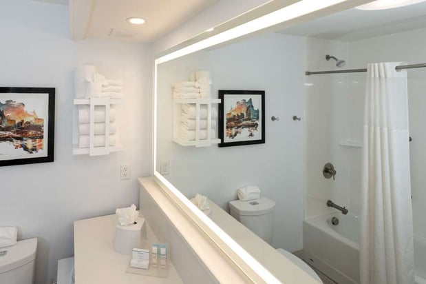 Images Hampton Inn & Suites Nashville-Green Hills