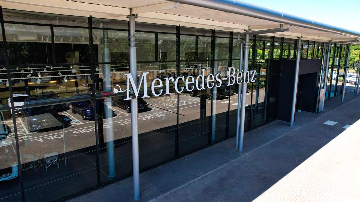 Images Mercedes-Benz of Wakefield