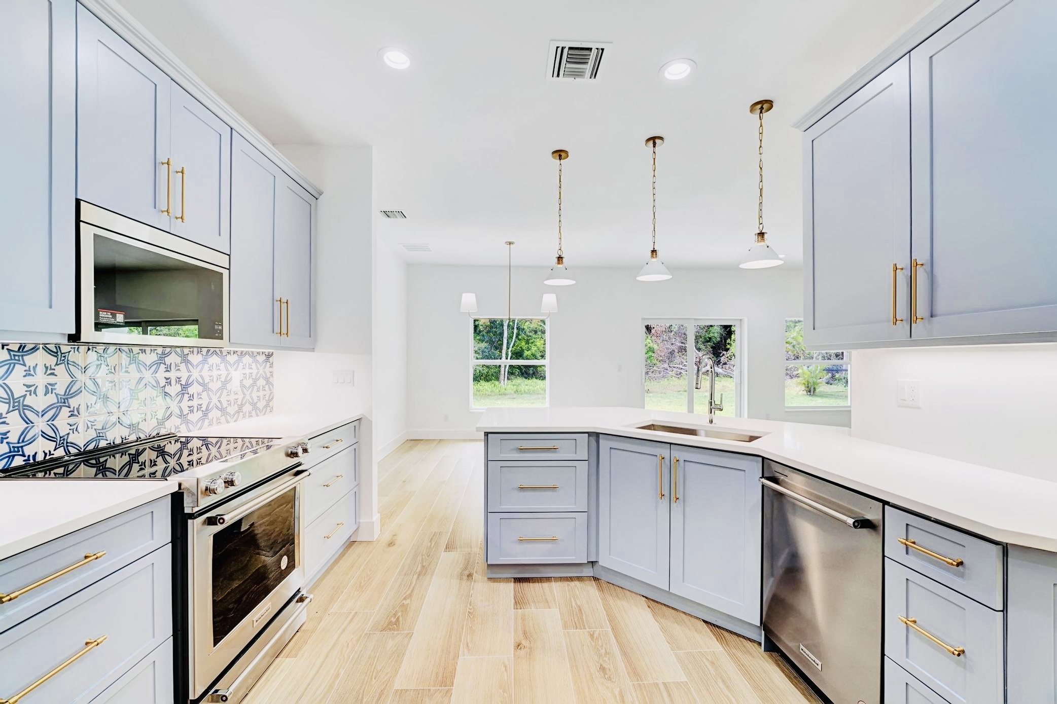 Heidy & Co. Designs Image