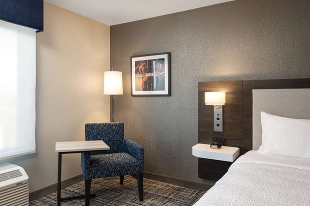 Images Hampton Inn & Suites Manteca
