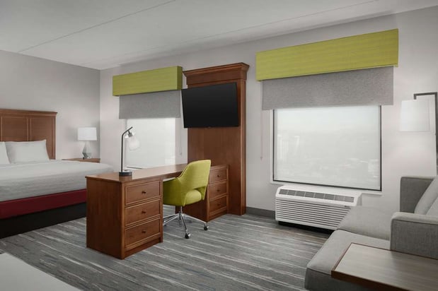 Images Hampton Inn & Suites Lynchburg