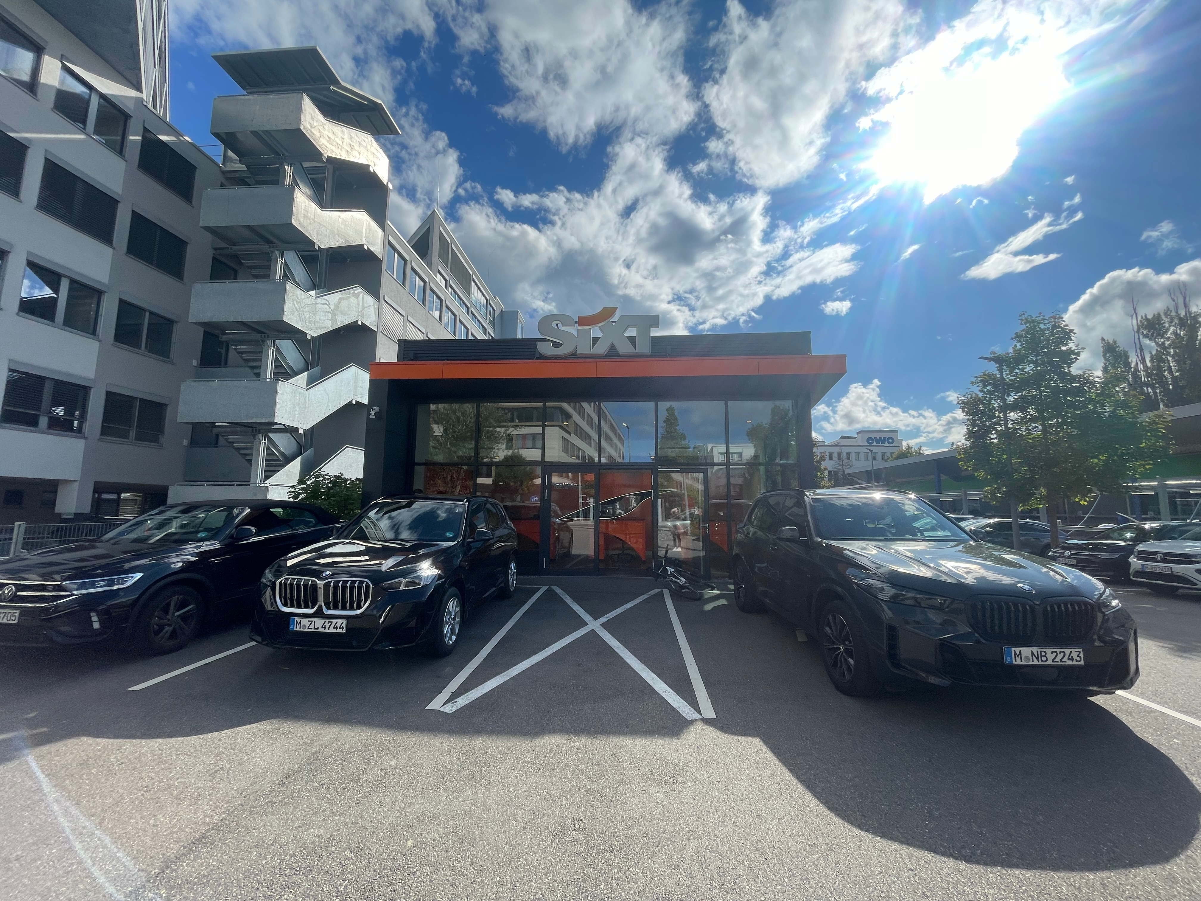 SIXT Mietwagen & Transporter mieten Stuttgart Vaihingen, Industriestr. 26 in Stuttgart
