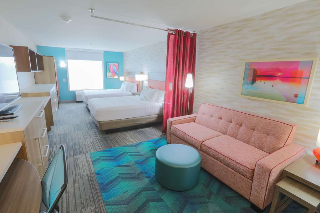 Guest room
