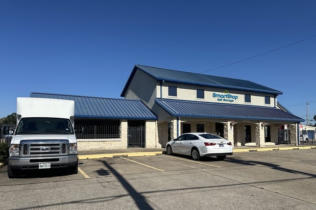 Images SmartStop Self Storage