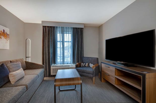 Images Homewood Suites by Hilton Oak Creek Milwaukee