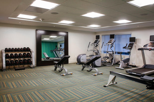 Images Holiday Inn Express & Suites Louisville Downtown by IHG