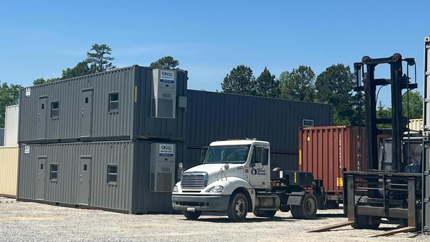 Images United Rentals - Storage Containers and Mobile Offices