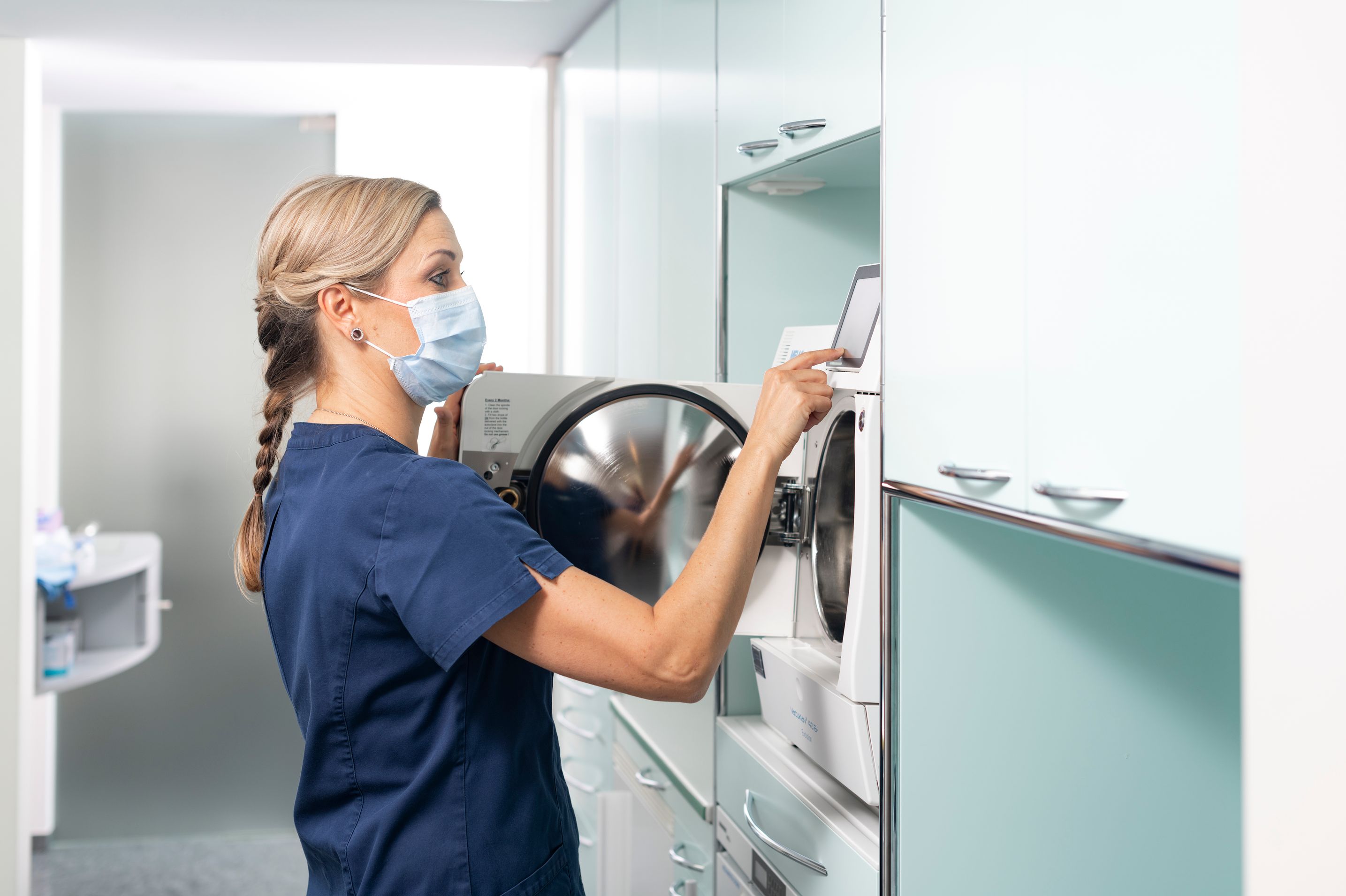 Bilder Dr. med. dent. Brandenberg Francine