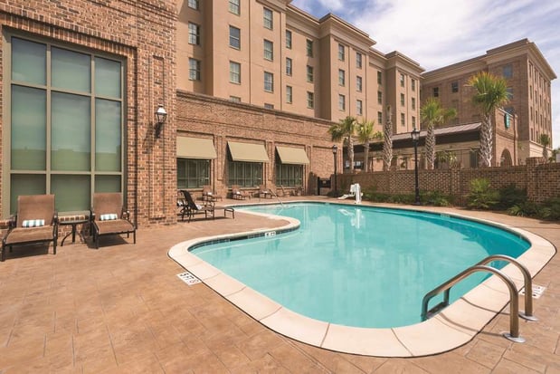 Images Embassy Suites by Hilton Savannah Historic District