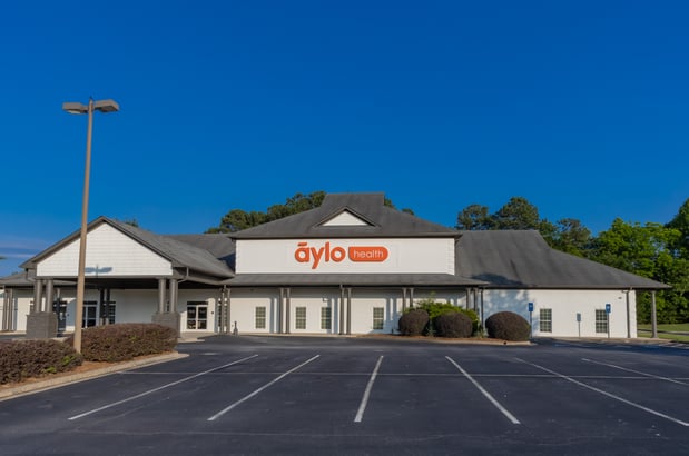 Images Lindsey Lavin, FNP-C