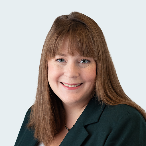 Alexandra Minnes headshot.