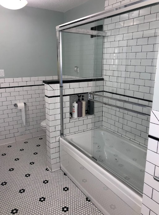 Adel Ia

Our client came to us with a very awful Bathroom that he wanted to update in the style and  