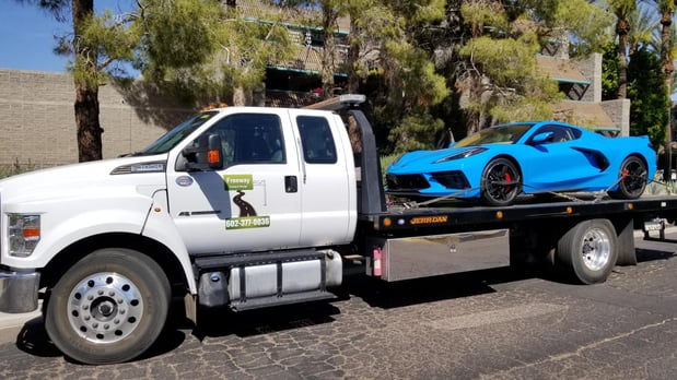 Images Freeway Towing & Storage