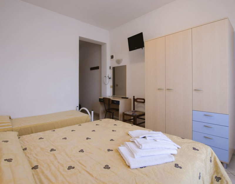 Images Hotel Edelweiss - Bed & Breakfast