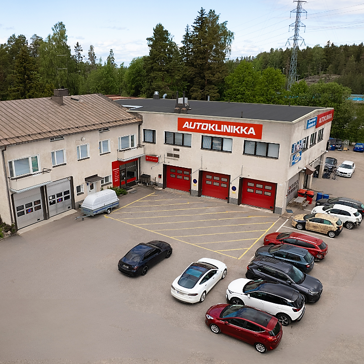 Images Autoklinikka Espoo Olari, kolarikorjaus ja tuulilasin vaihto