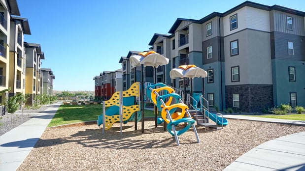 Images Oquirrh Hills Apartments
