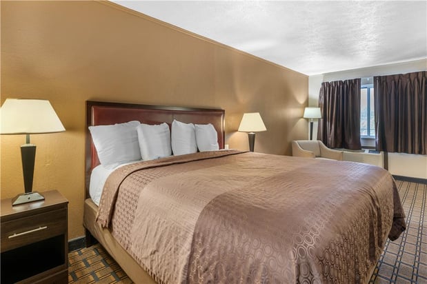 Images SureStay by Best Western Summersville
