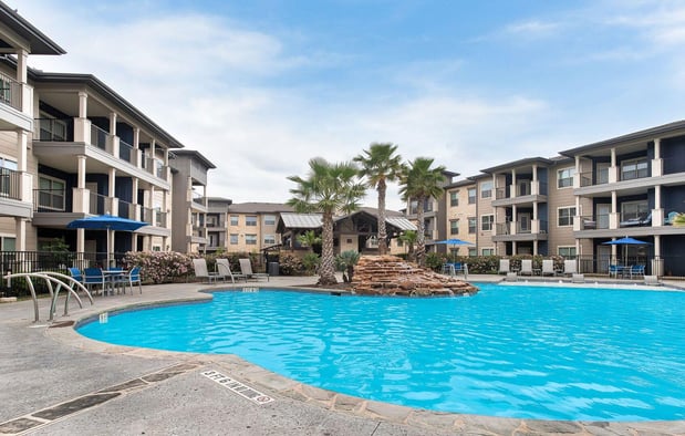 Images Legacy Flats