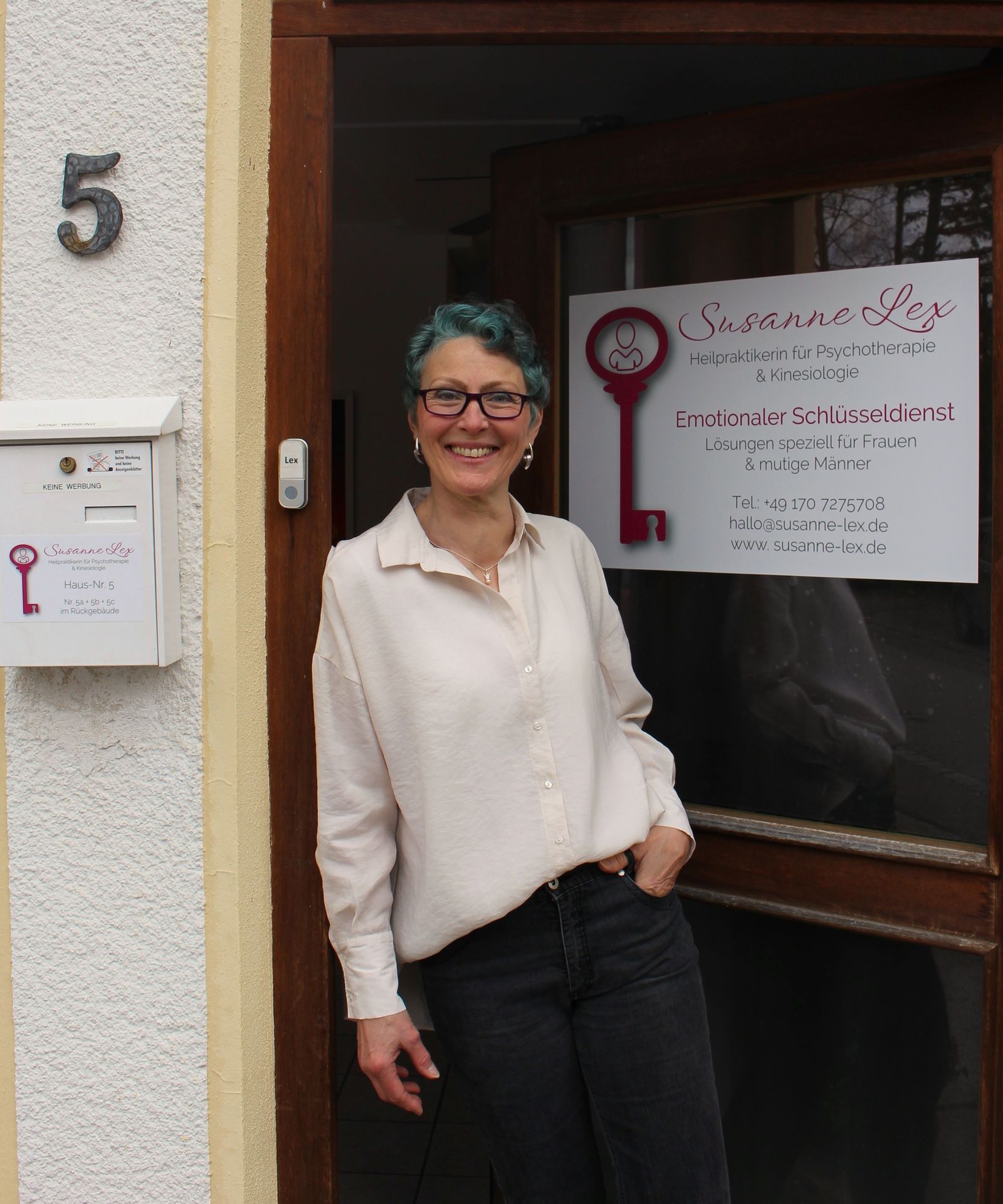 Susanne Lex - Heilpraktikerin für Psychotherapie und Kinesiologie, Mainburger Straße 9 in Freising