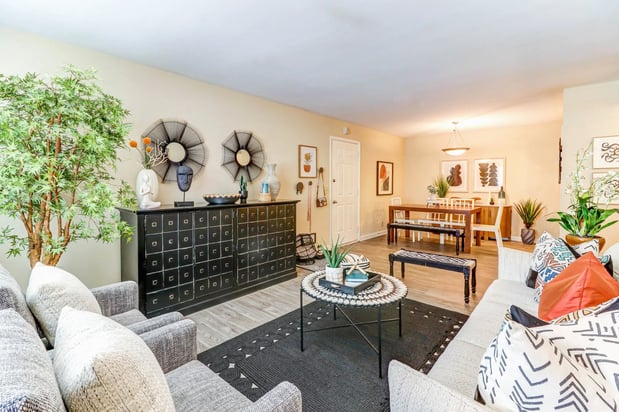 Images The Brentwood