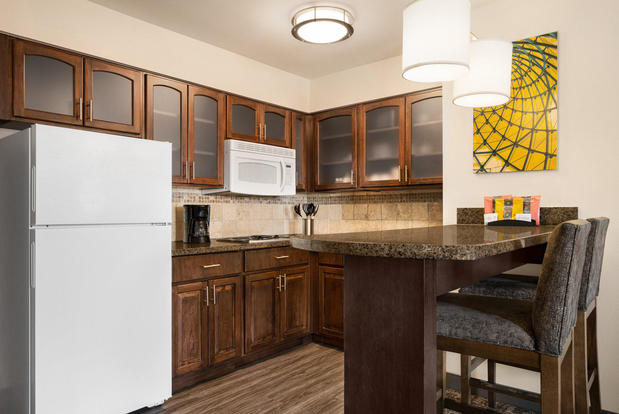 Images Staybridge Suites Oklahoma City-Quail Springs by IHG