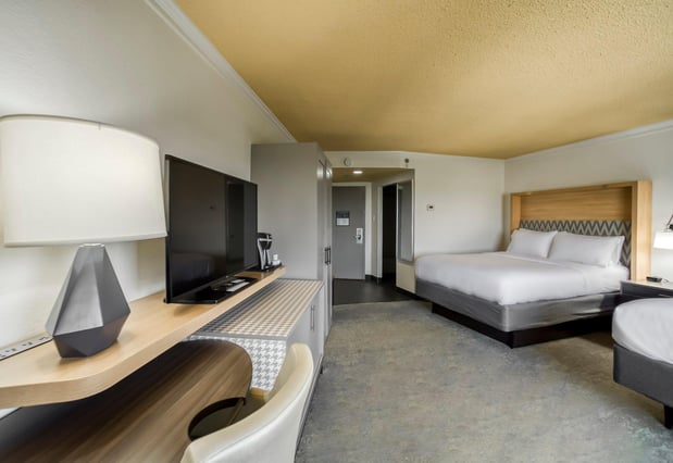 Images Holiday Inn Mobile-Dwtn/Hist. District by IHG