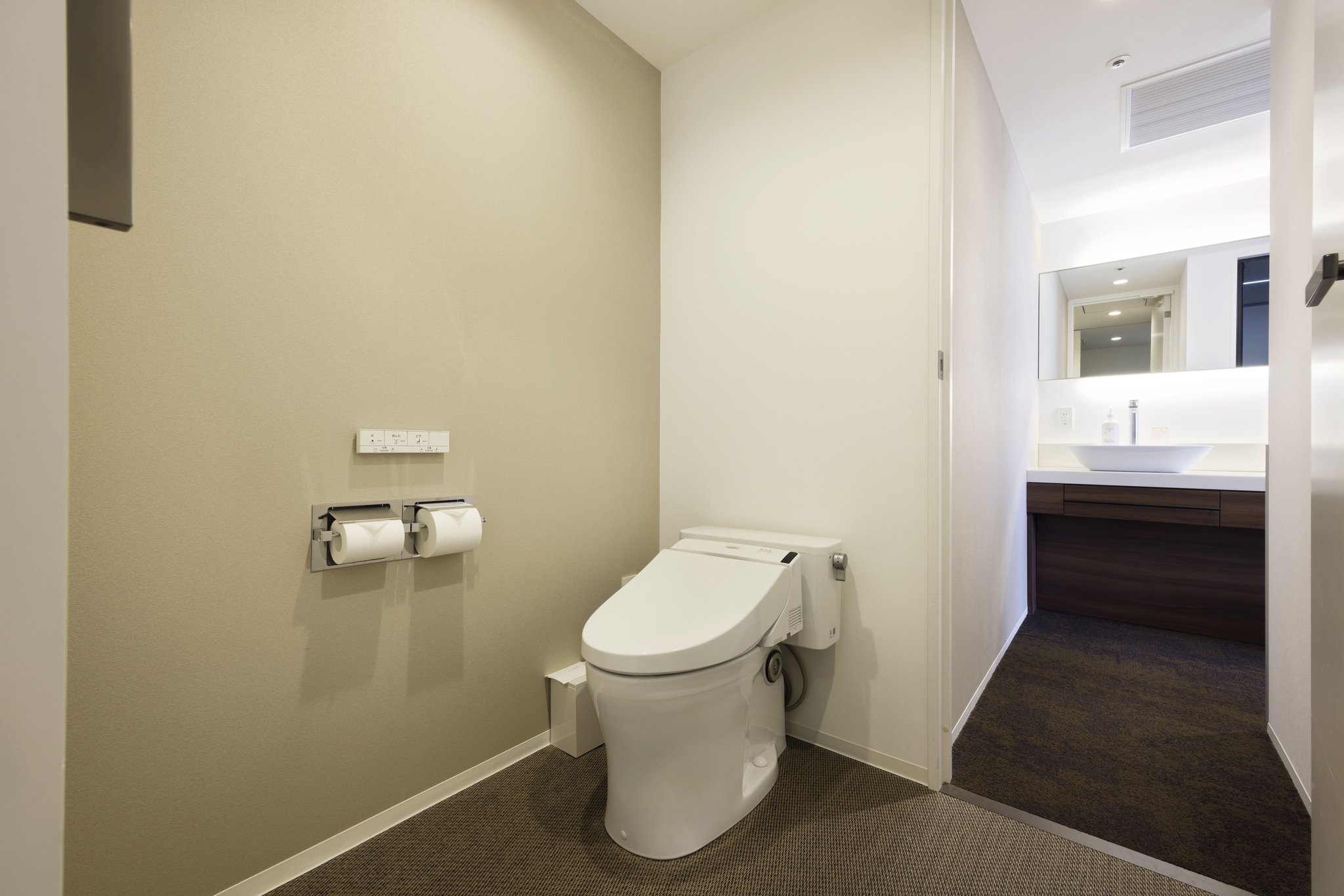 Images Holiday Inn & Suites Sapporo Odori Park by IHG