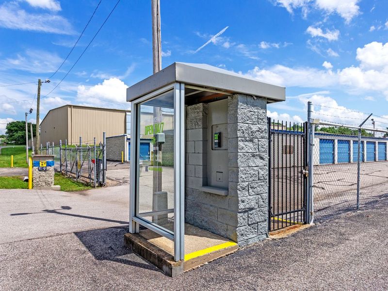 Office - Storage Express at 2200 Sherman Dr, Princeton, IN 47670