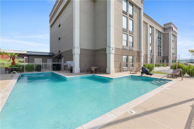 Images Best Western Plus Belle Meade Inn & Suites