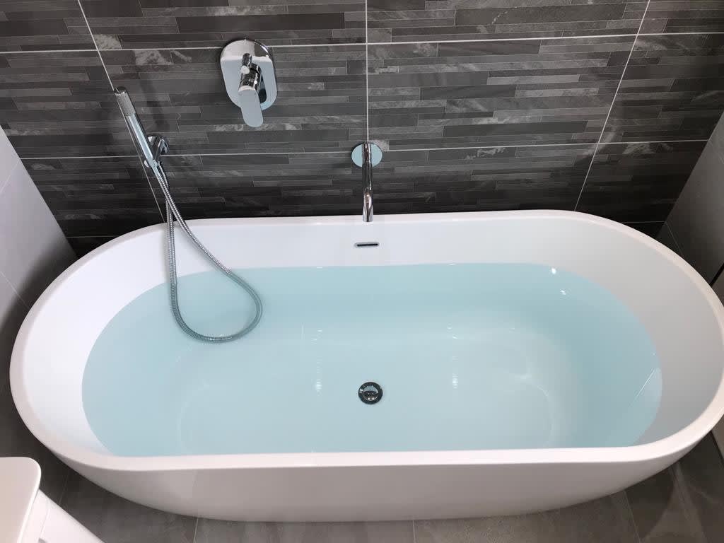 Bathroom I D Ltd Sawbridgeworth 01279 722279