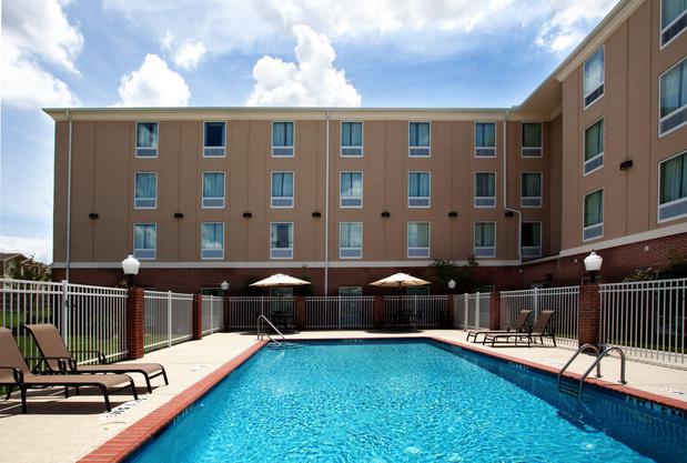 Images Holiday Inn Express & Suites Baton Rouge East by IHG