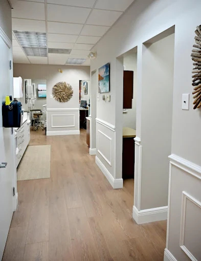Modern Dentistry of Jupiter office interior