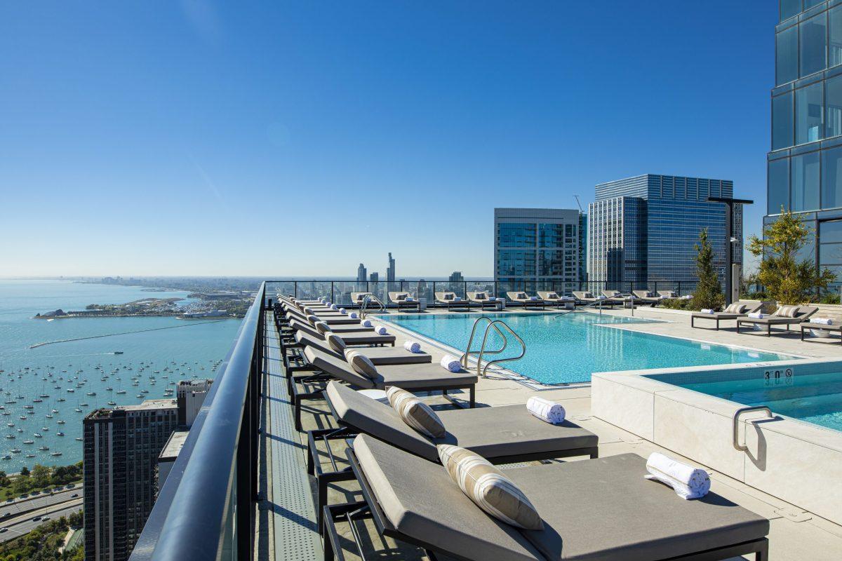 St. Regis Chicago Outdoor Oasis