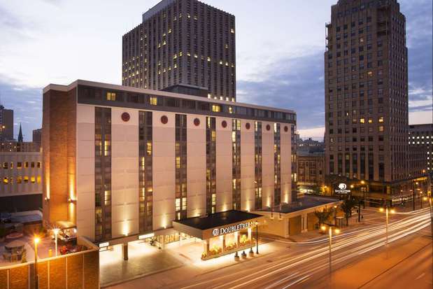 Images DoubleTree by Hilton Hotel Milwaukee Downtown