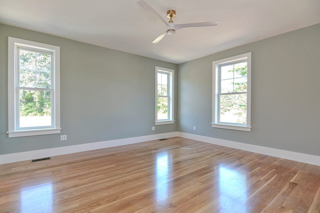 Ma & Pop's Painting Image